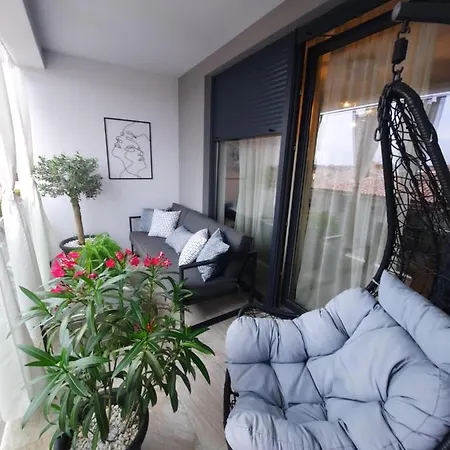 Apartment Enjoy - New With Terrace And Free Parking Garage