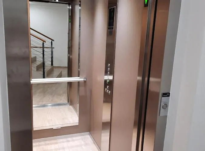 Apartman Enjoy - New With Terrace And Free Parking Garage Pula