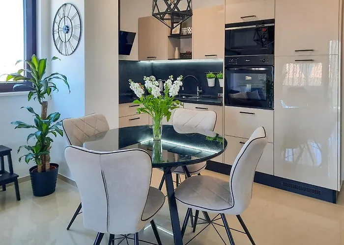 Enjoy - New With Terrace And Free Parking Garage Apartman *